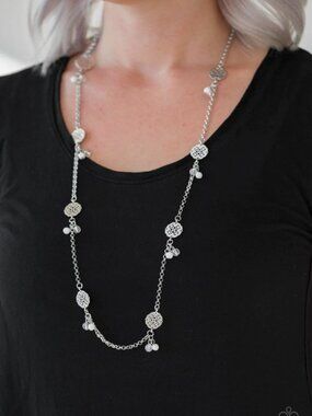 Paparazzi Jewelry Accessories - Color Boost - White Necklace - Vintage